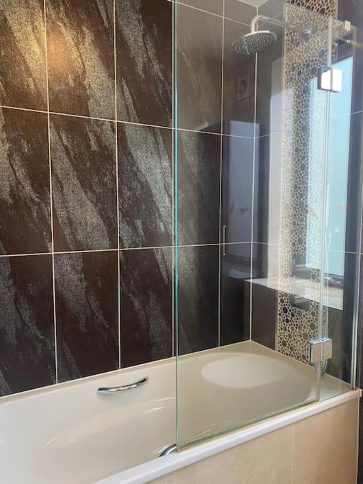 Luxury Apart London Bridge Apartment Екстериор снимка